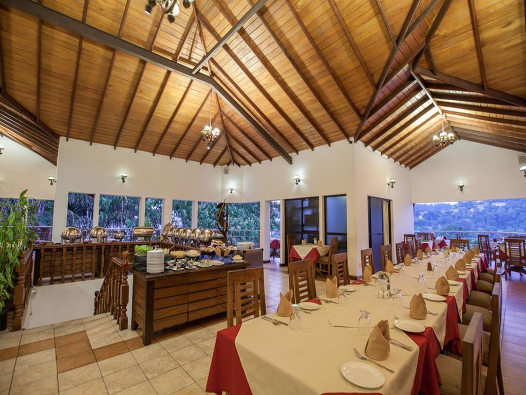 Senani Hotel Κάντι Εξωτερικό φωτογραφία