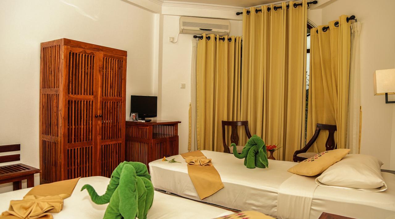 Senani Hotel Κάντι Εξωτερικό φωτογραφία