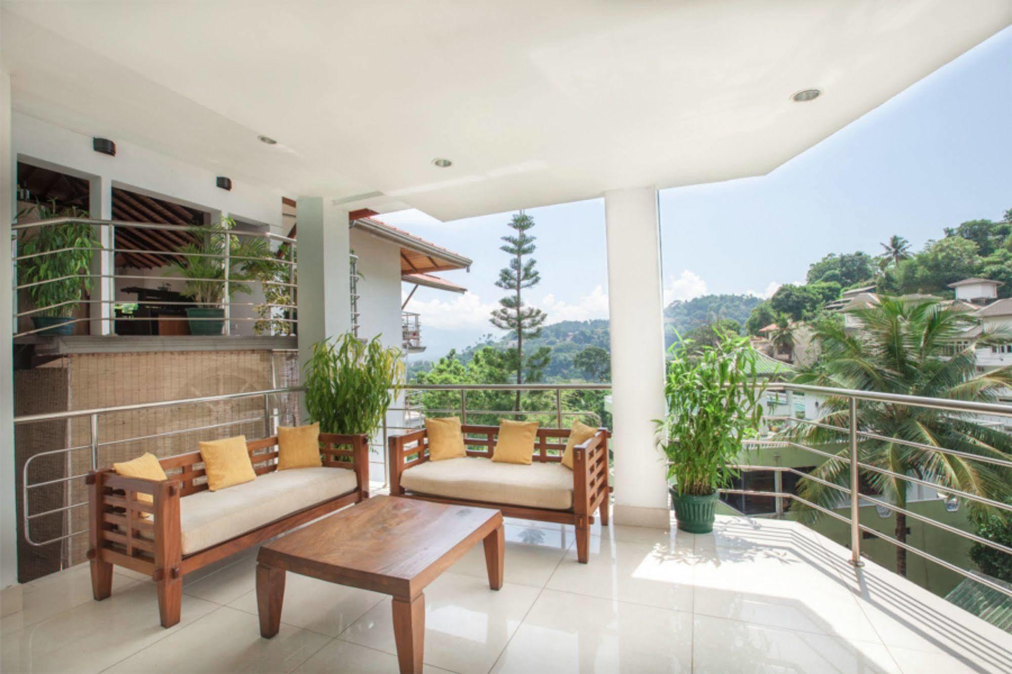 Senani Hotel Κάντι Εξωτερικό φωτογραφία